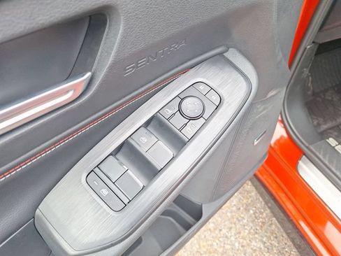 New 2026 Nissan Sentra SR w/ SR Premium Package FWD image 11