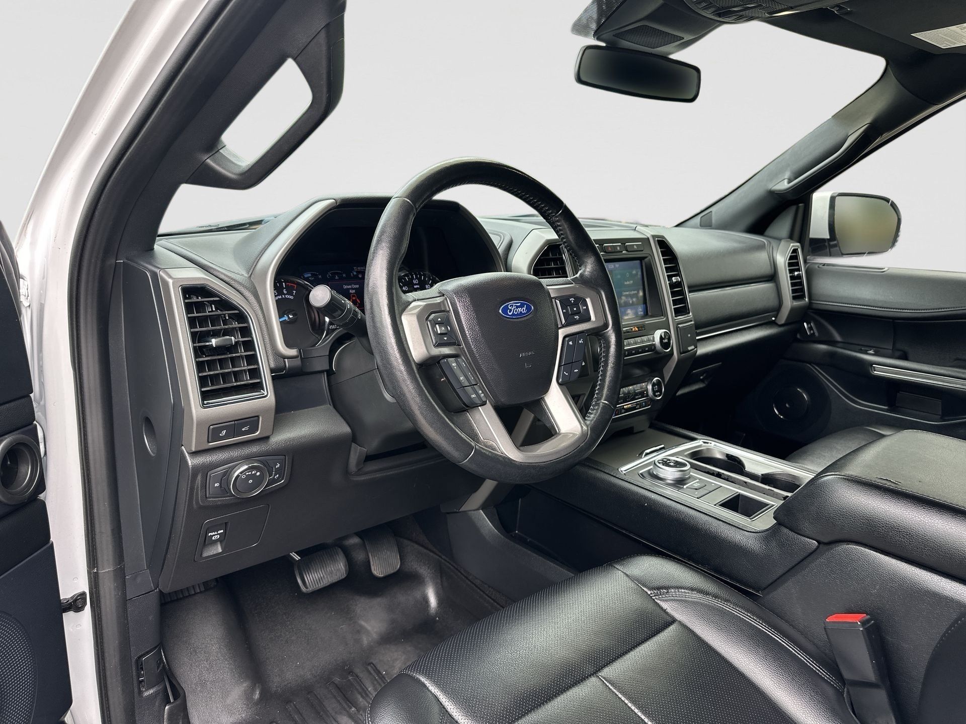Used 2021 Ford Expedition XLT RWD image 10