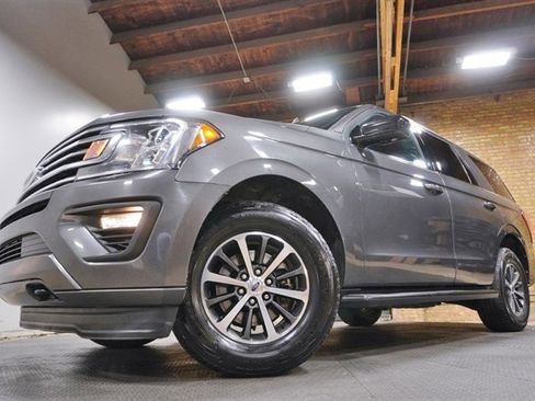 Used 2020 Ford Expedition XL AWD/4WD image 3