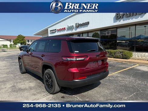 New 2025 Jeep Grand Cherokee L Altitude image 7