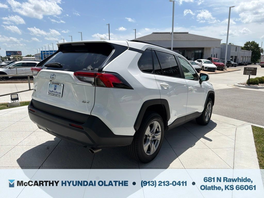 Used 2024 Toyota RAV4 XLE FWD image 14