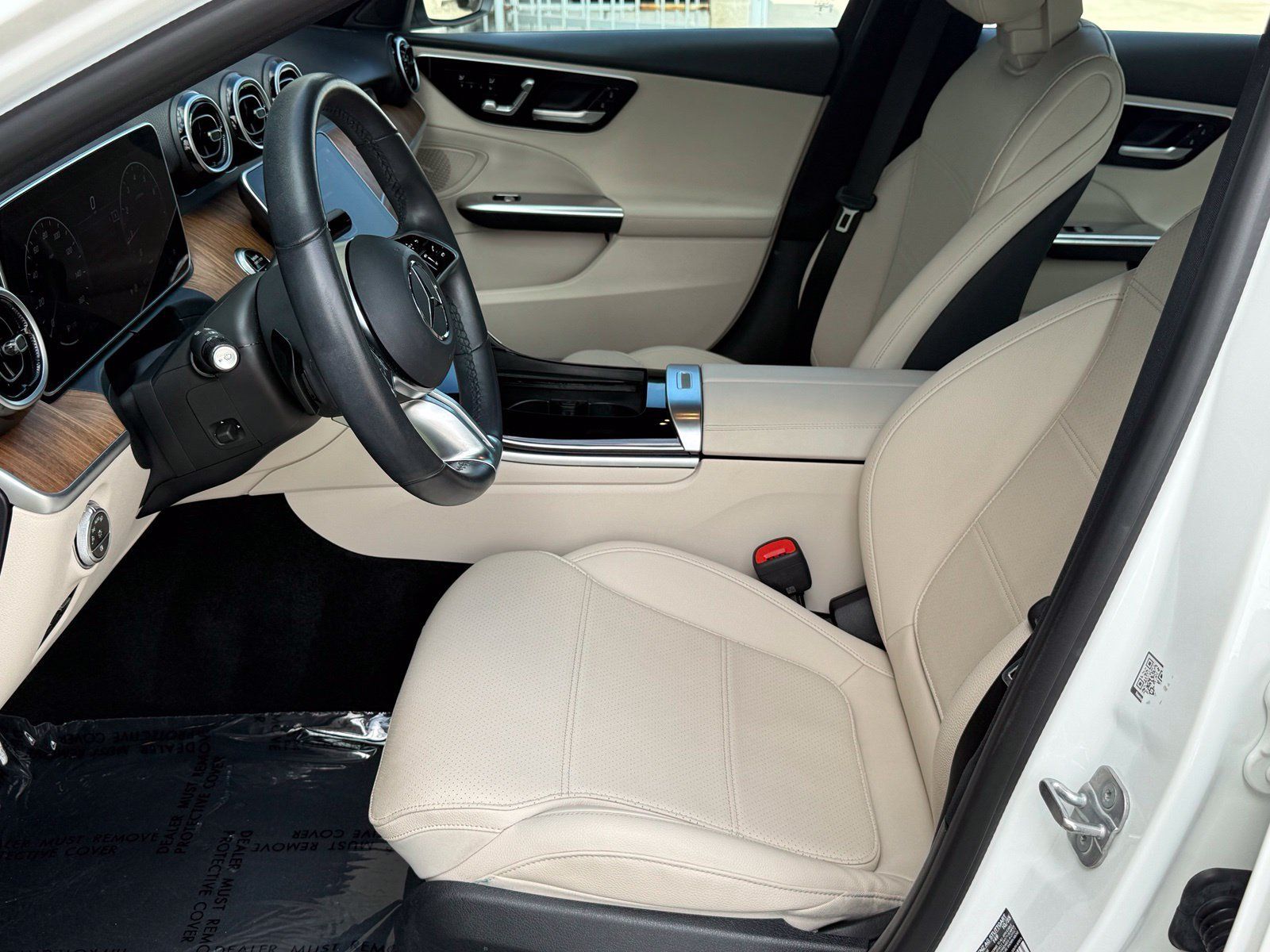 Used 2024 Mercedes-Benz C 300 Sedan image 26