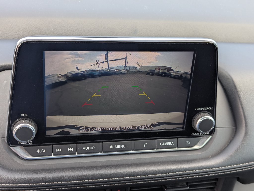 Used 2024 Nissan Rogue S AWD/4WD image 16