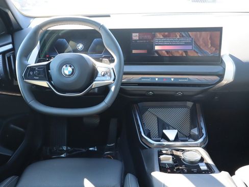 Used 2025 BMW X3 xDrive30i AWD/4WD image 13