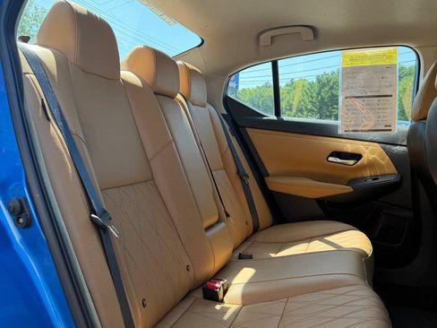 Used 2023 Nissan Sentra SV w/ SV Premium Package FWD image 29