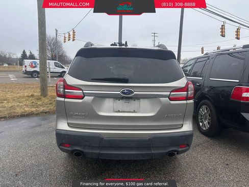 Used 2019 Subaru Ascent Premium image 4