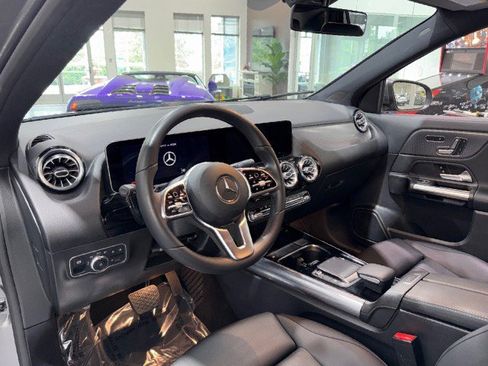 Used 2021 Mercedes-Benz GLA 250 4MATIC image 47