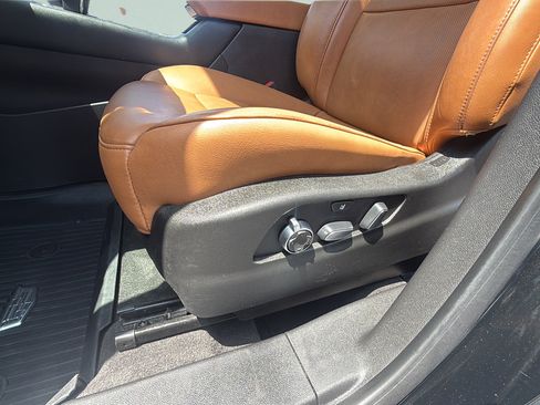 Used 2019 Cadillac XT4 Sport AWD/4WD image 25