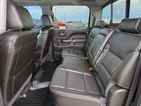 Used 2018 GMC Sierra 1500 Denali AWD/4WD image 10