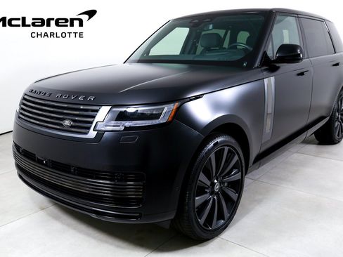 Used 2025 Land Rover Range Rover SV AWD/4WD image 1
