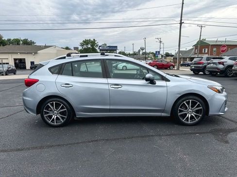 Used 2019 Subaru Impreza 2.0i Limited w/ Popular Package #2 AWD/4WD image 9