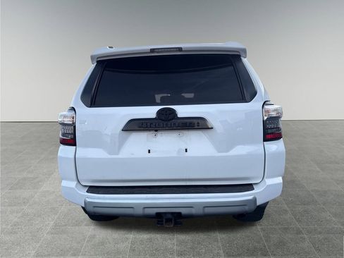 Used 2020 Toyota 4Runner Limited image 4
