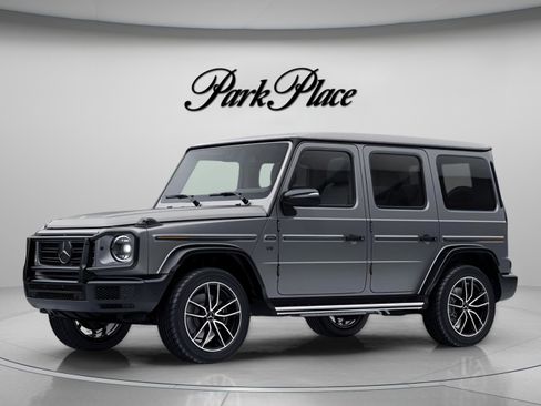 Used 2021 Mercedes-Benz G 550 image 3