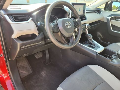 Used 2023 Toyota RAV4 XLE w/ Convenience Package FWD image 18