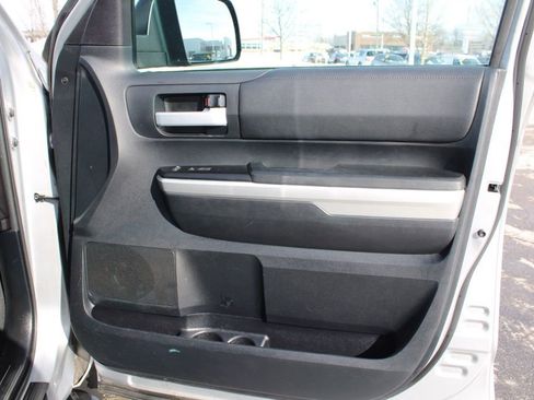 Used 2015 Toyota Tundra SR5 image 21