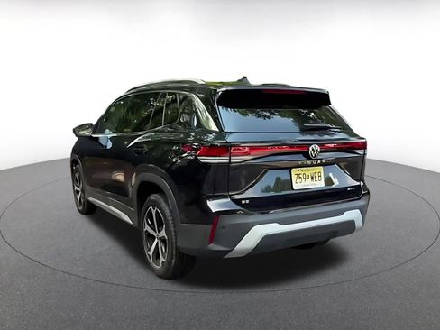 Used 2026 Volkswagen Tiguan SE AWD/4WD image 11