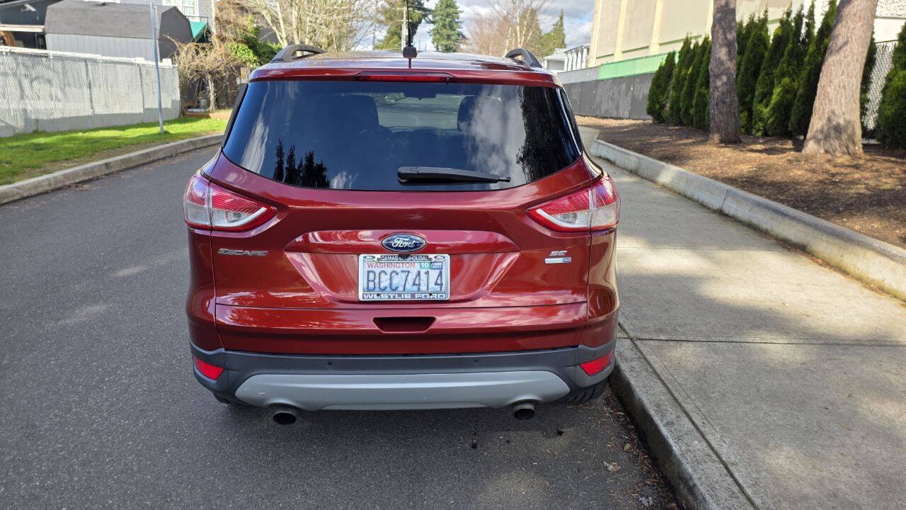 Used 2015 Ford Escape SE w/ Equipment Group 201A AWD/4WD image 6