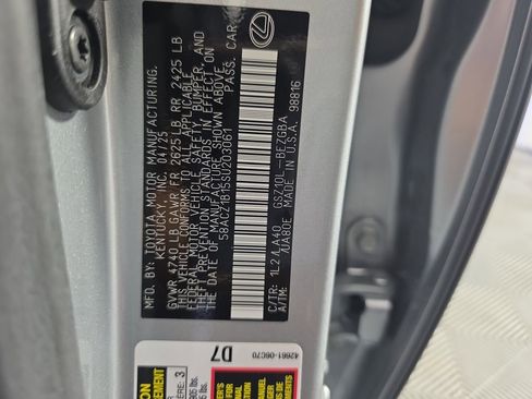 Used 2025 Lexus ES 350 w/ Accessory Package (Z2) image 38