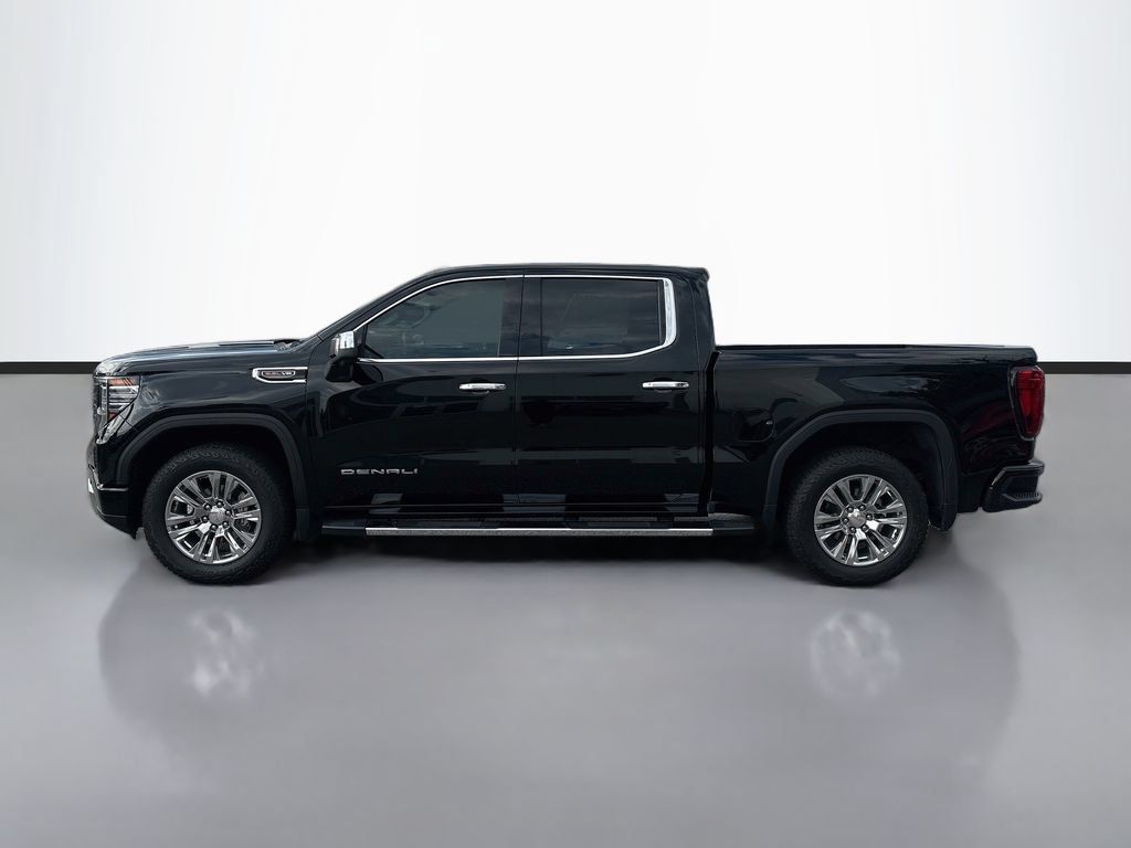 Used 2023 GMC Sierra 1500 Denali w/ Technology Package AWD/4WD image 8