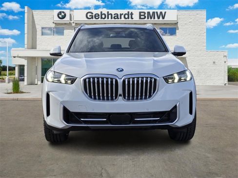 New 2026 BMW X5 xDrive50e w/ Premium Package image 2