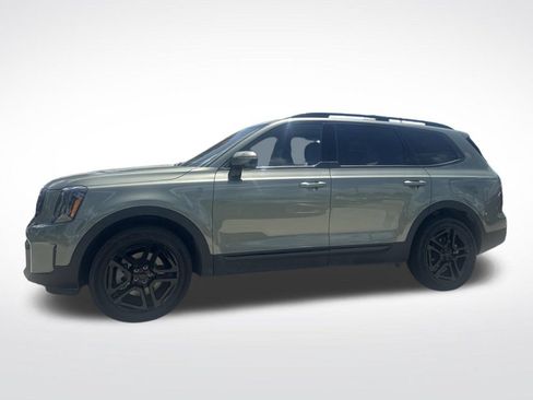 Used 2025 Kia Telluride SX X-Line AWD/4WD image 2