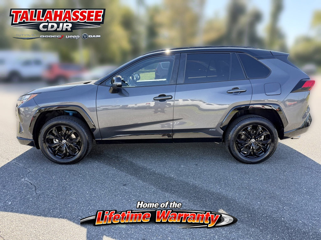 Used 2023 Toyota RAV4 XSE AWD/4WD image 10