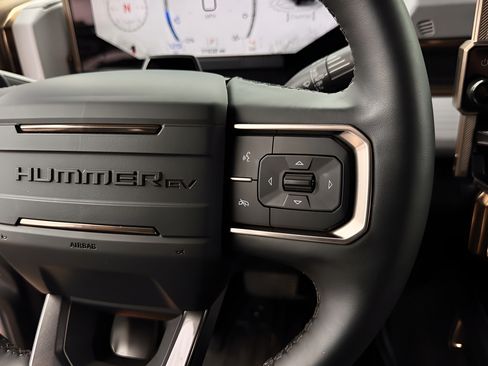 Used 2025 GMC Hummer EV 3X AWD/4WD image 12
