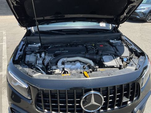 Used 2024 Mercedes-Benz GLB 35 AMG 4MATIC image 22