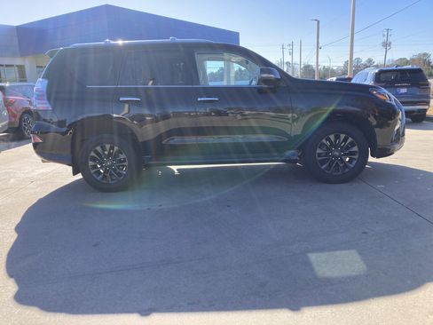 Used 2023 Lexus GX 460 Premium image 5