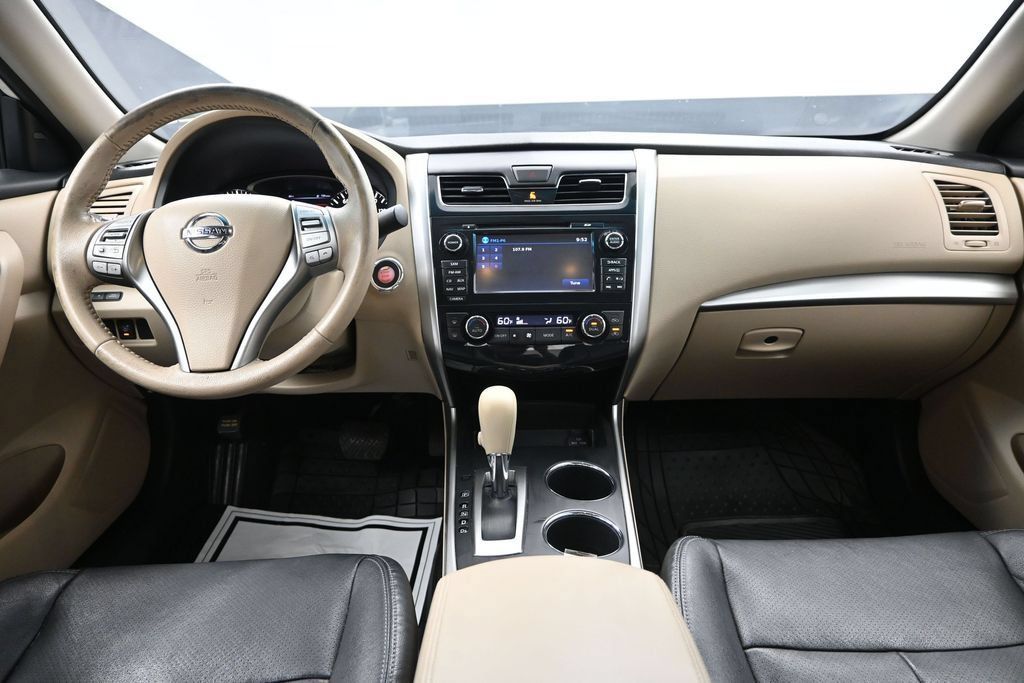 Used 2015 Nissan Altima 2.5 SV w/ Convenience Package FWD image 30