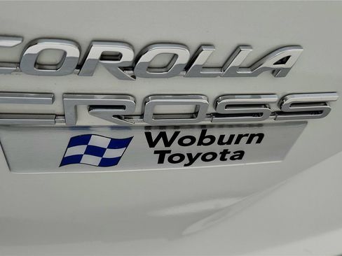 Certified 2023 Toyota Corolla Cross LE image 25