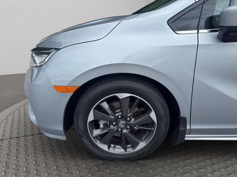 Used 2023 Honda Odyssey Elite image 15