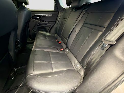 Used 2020 Land Rover Range Rover Evoque R-Dynamic SE image 12