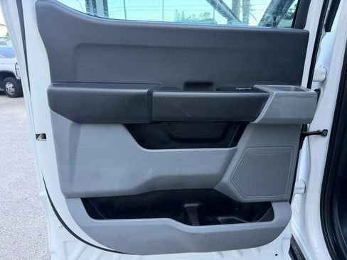 Used 2024 Ford F350 4x4 Crew Cab XL DRW w/ XL Chrome Package image 15