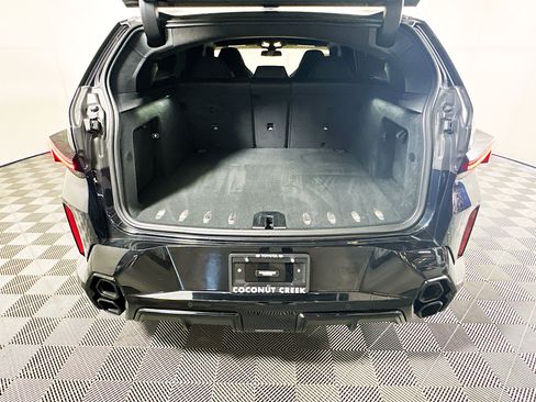 Used 2023 BMW XM w/ M Driver's Package AWD/4WD image 31
