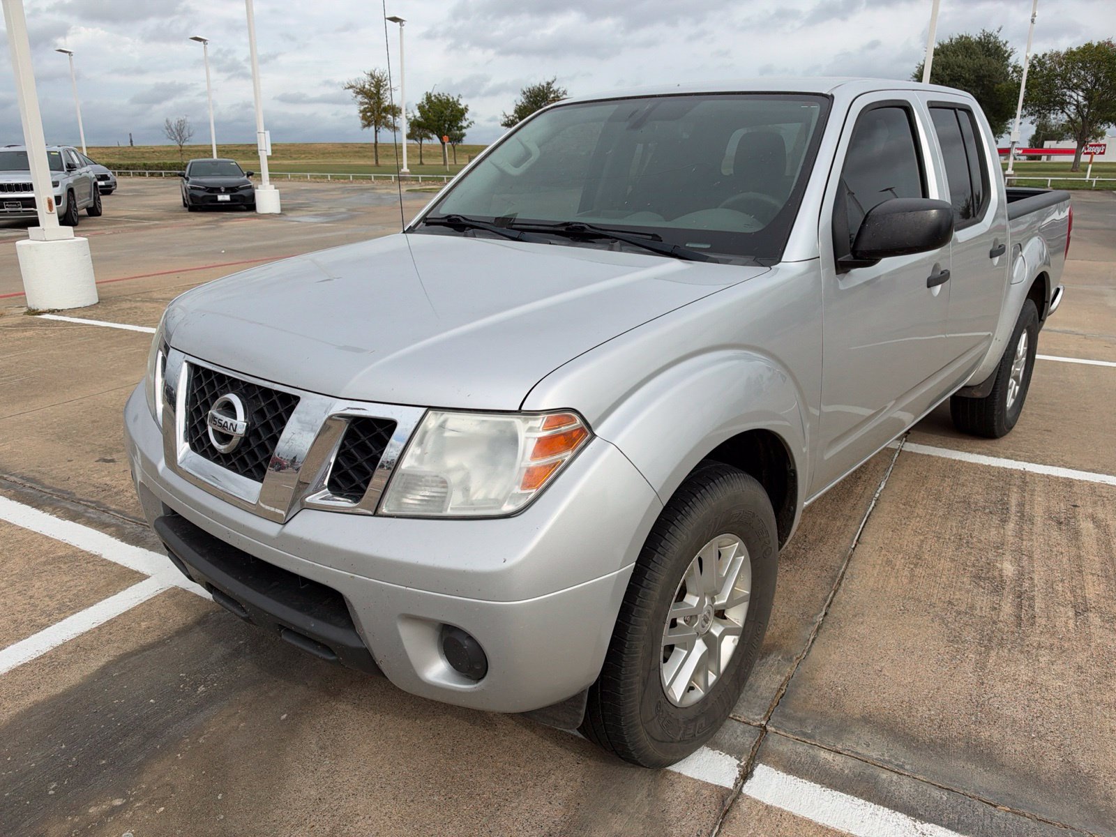 Used 2019 Nissan Frontier SV RWD image 3