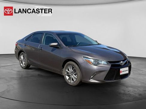 Used 2016 Toyota Camry SE w/ Protection Package (Q2) FWD image 1