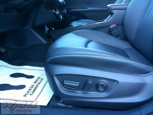 Certified 2022 Toyota Prius Prime Limited image 24