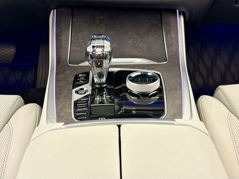 Used 2023 BMW X5 sDrive40i w/ Executive Package image 12