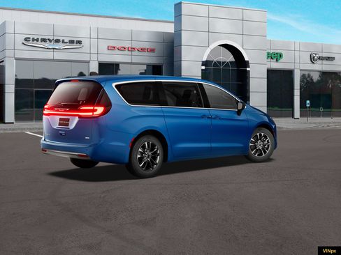 New 2027 Chrysler Pacifica Select AWD/4WD image 8