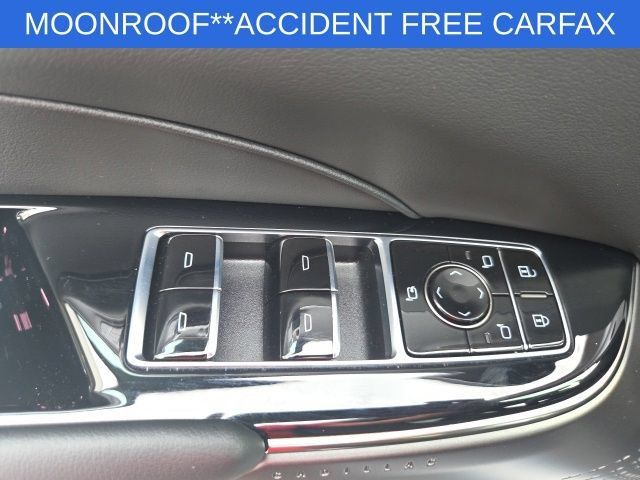 Used 2024 Cadillac Lyriq Sport RWD image 30