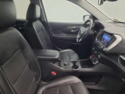Used 2023 GMC Terrain SLT image 21