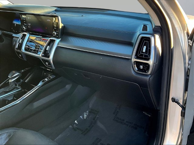 Certified 2021 Kia Sorento SX FWD image 34