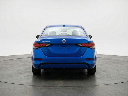 Used 2025 Nissan Sentra SV FWD image 7
