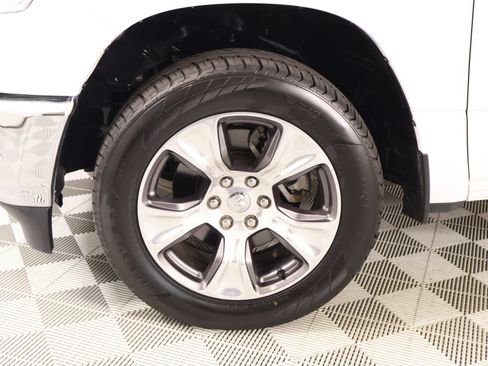 Used 2024 RAM 1500 Laramie RWD image 18