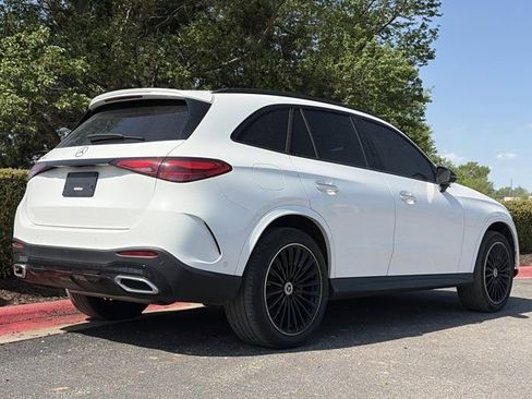 Used 2023 Mercedes-Benz GLC 300 image 3