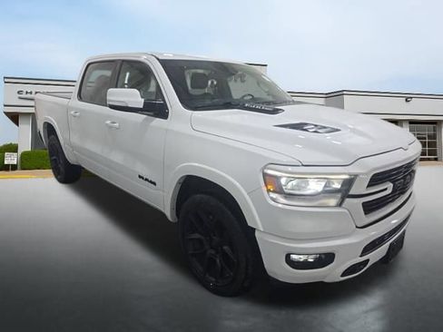 Used 2022 RAM 1500 Laramie AWD/4WD image 2