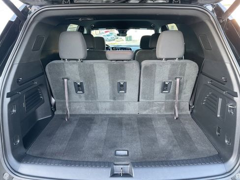 Used 2024 Chevrolet Traverse Z71 w/ Enhanced Driving Package image 18