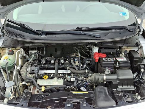 Used 2021 Nissan Versa SV image 28