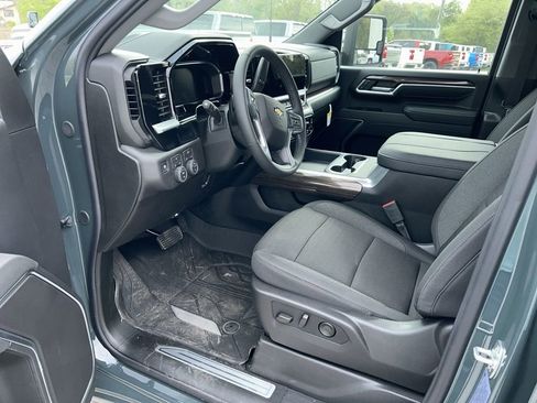 New 2026 Chevrolet Silverado 3500 LT w/ Convenience Package image 7